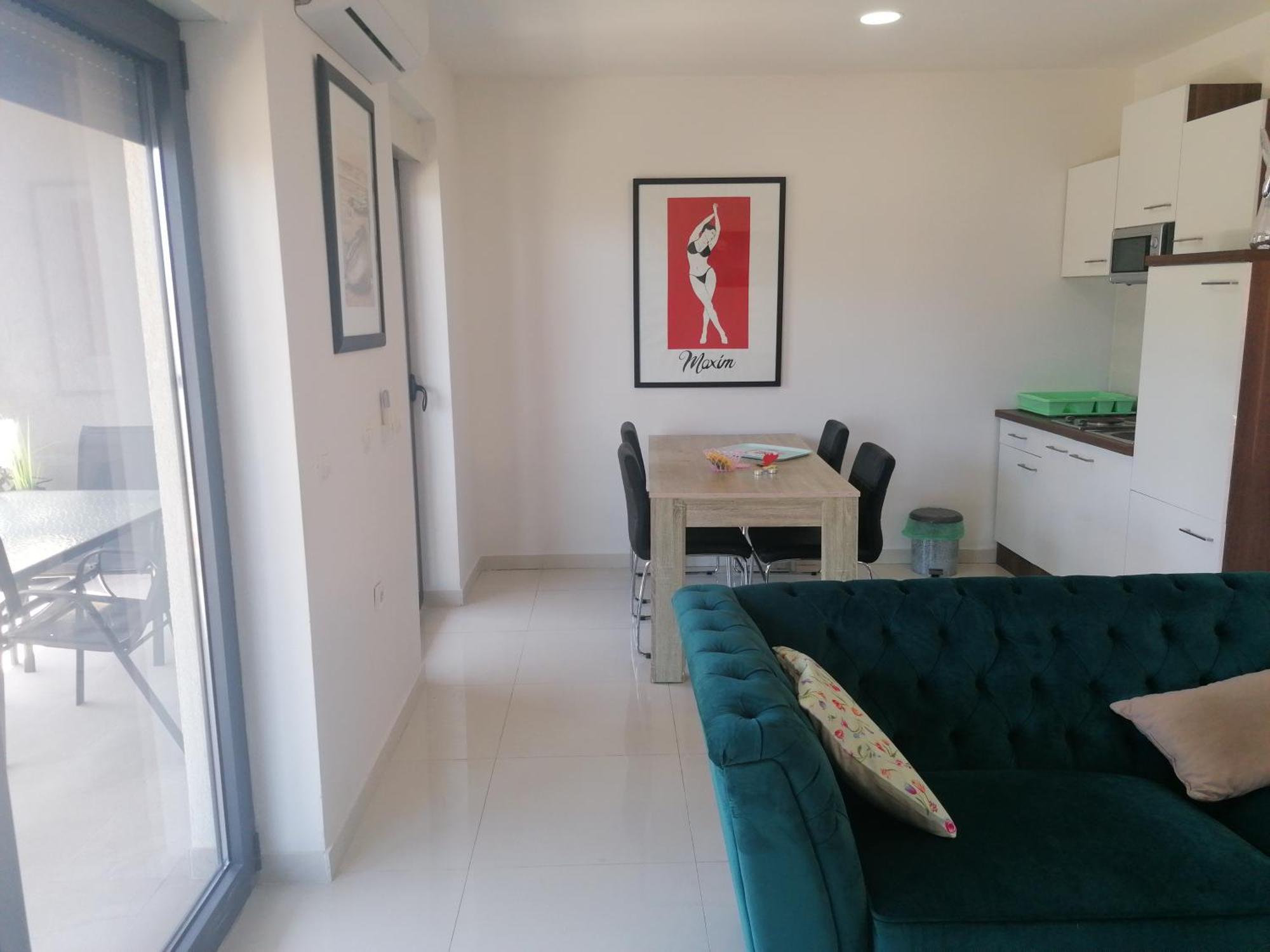 Apartmani U Kastelima Kaštela Стая снимка