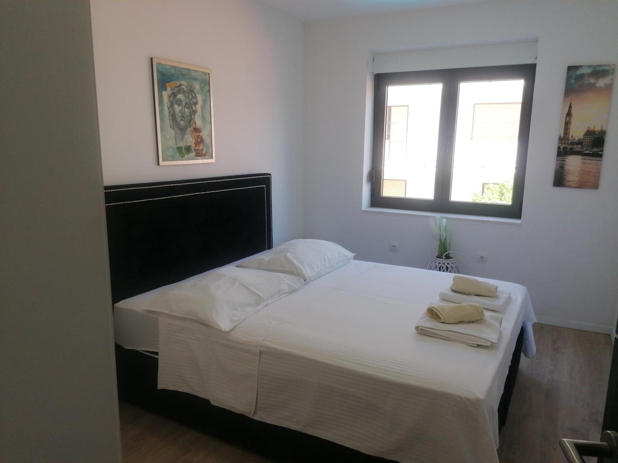 Apartmani U Kastelima Kaštela Стая снимка