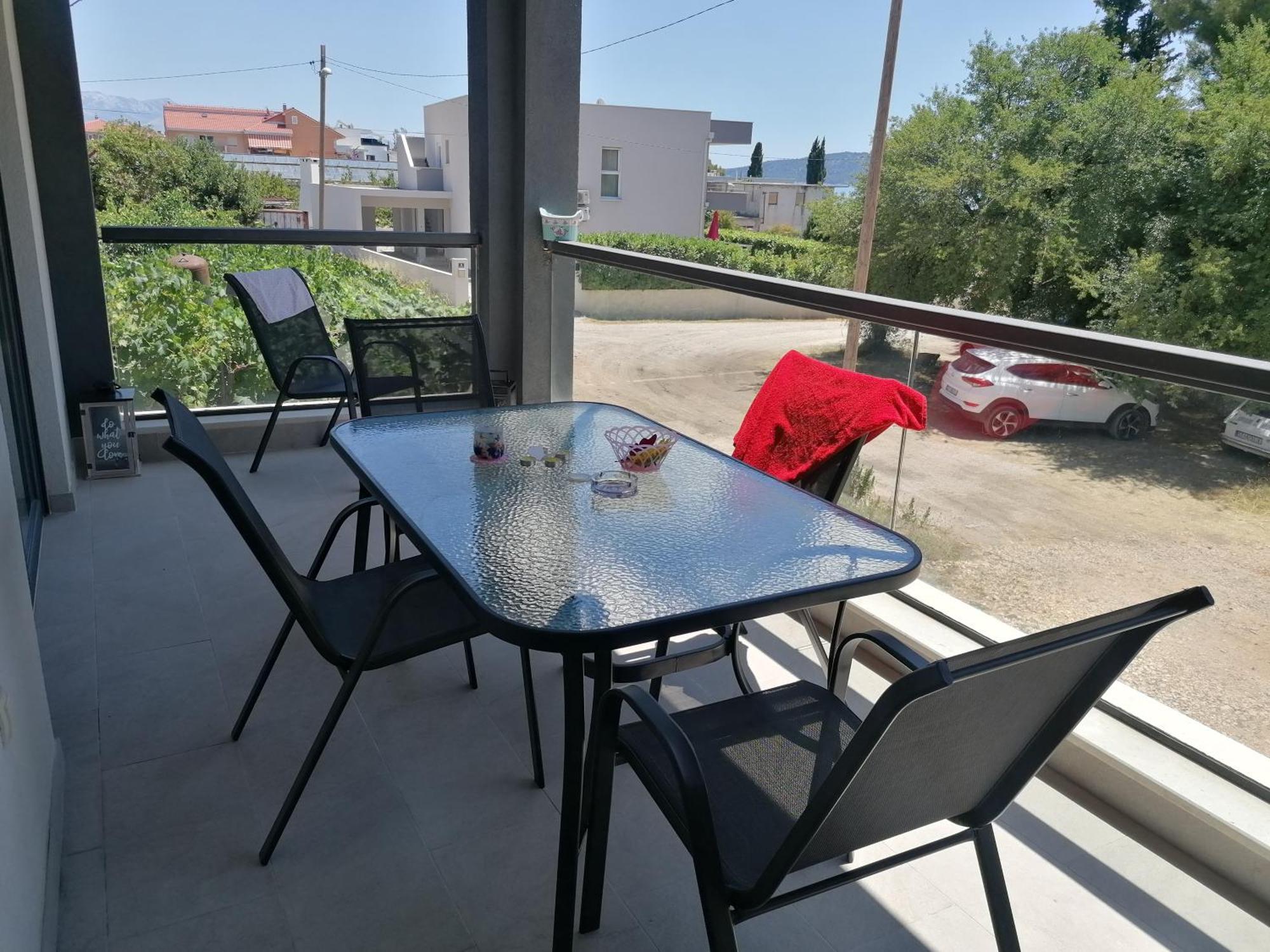 Apartmani U Kastelima Kaštela Стая снимка